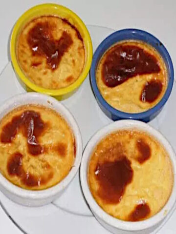 creme-caramel-en-ramequins