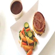 Tournedos sauce xérès palet purée de pommes de terre