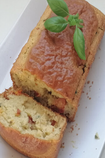 recette du cake aux tomates confites